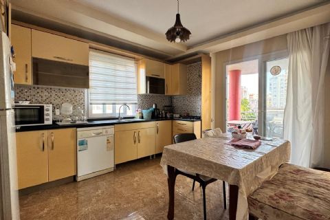 2.500 M2 ALAN İÇERİSİNDE HAVUZLU FULL JENERATÖRLÜ MERKEZİ KONUMLU CAZİP 3+1