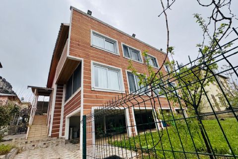 480 M2 ARSA İÇİNDE KONUMU YÜKSEK MANZARALI BAĞIMSIZ VİLLA