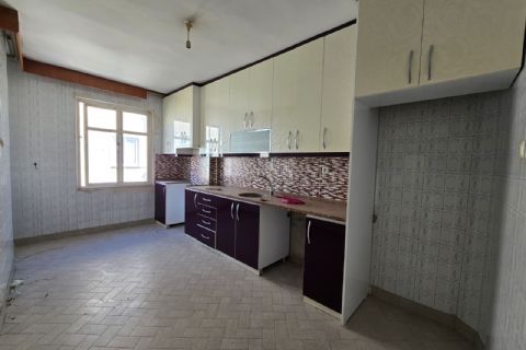 AKDENİZ NUSRATİYE'DE HER KATTA TEK DAİRE FERAH GENİŞ 3+1