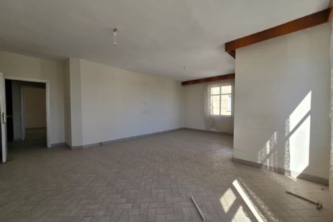 AKDENİZ NUSRATİYE'DE HER KATTA TEK DAİRE FERAH GENİŞ 3+1