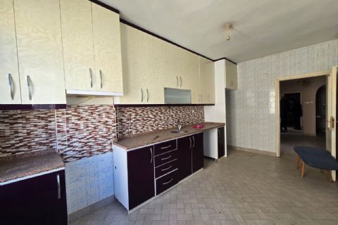 AKDENİZ NUSRATİYE'DE HER KATTA TEK DAİRE FERAH GENİŞ 3+1