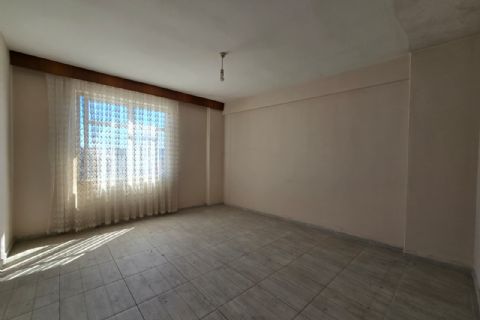 AKDENİZ NUSRATİYE'DE HER KATTA TEK DAİRE FERAH GENİŞ 3+1