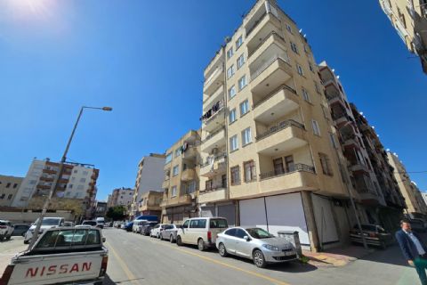 AKDENİZ NUSRATİYE'DE HER KATTA TEK DAİRE FERAH GENİŞ 3+1