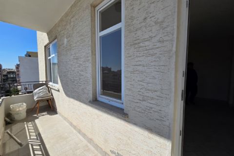 AKDENİZ NUSRATİYE'DE HER KATTA TEK DAİRE FERAH GENİŞ 3+1