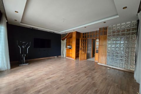 ÇAĞDAŞKENT KORU SİTESİ 55 M2 BAHÇELİ YENİLENMİŞ 4+1 VİLLA