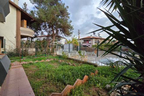 ÇAĞDAŞKENT KORU SİTESİ 55 M2 BAHÇELİ YENİLENMİŞ 4+1 VİLLA