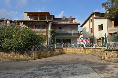 ÇAĞDAŞKENT KORU SİTESİ 55 M2 BAHÇELİ YENİLENMİŞ 4+1 VİLLA