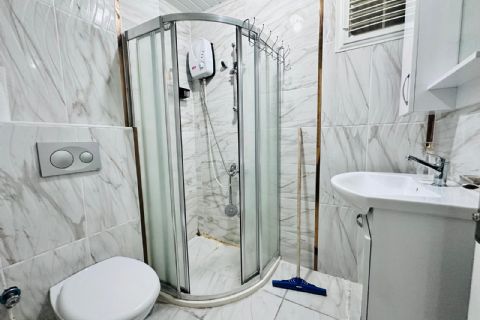 ÇİFTLİKKÖY'DE SİTE İÇİ YÜKSEK KAT GENİŞ BALKONLU EŞYALI 1+1
