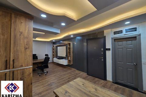 FORUM YANI GMK CEPHELİ TABELA DEĞERİ YÜKSEK 3+1 OFİS