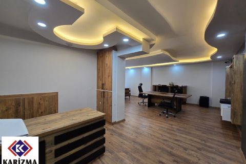 FORUM YANI GMK CEPHELİ TABELA DEĞERİ YÜKSEK 3+1 OFİS