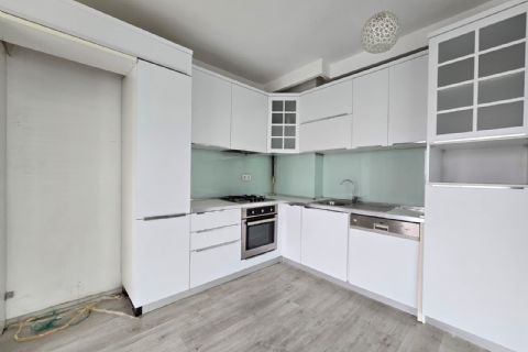 FUAT MOREL'DE 3.ÇEVREYOLU HİZASINDA TEK BLOK CEPHELERİ AÇIK 2+1