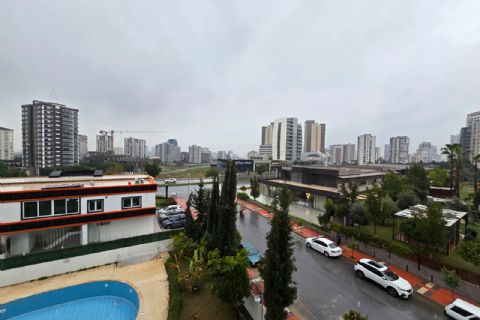 FUAT MOREL'DE 3.ÇEVREYOLU HİZASINDA TEK BLOK CEPHELERİ AÇIK 2+1