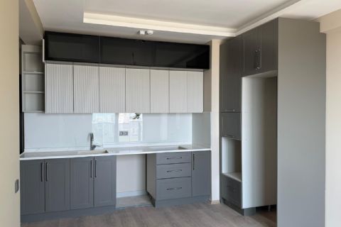 GENİŞ PEYZAJ ALANI BULUNAN LÜKS 2+1 