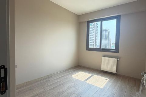 GENİŞ PEYZAJ ALANI BULUNAN LÜKS 2+1 