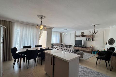 KARİZMA 'DAN Mezitli Palma 1'de Deniz Manzaralı, Güvenlikli 2+1 Satılık Daire