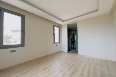 KARİZMA'DAN 2 BLOK SİTE İÇİ 3+1 DAİRE