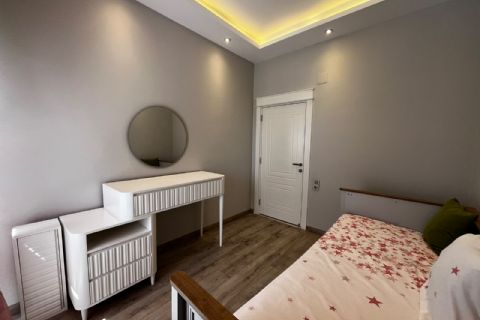 KARİZMA'DAN 2 BLOKLU SİTE İÇERİSİNDE HAVUZLU FULL JENERATÖRLÜ 3+1