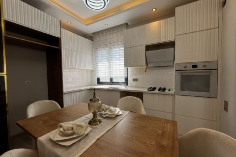 KARİZMA'DAN 2 BLOKLU SİTE İÇERİSİNDE HAVUZLU FULL JENERATÖRLÜ 3+1