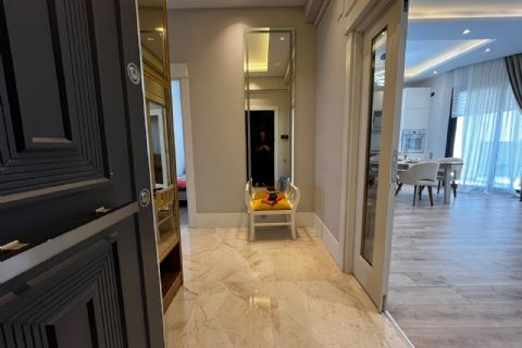 KARİZMA'DAN 2 BLOKLU SİTE İÇERİSİNDE HAVUZLU FULL JENERATÖRLÜ 3+1