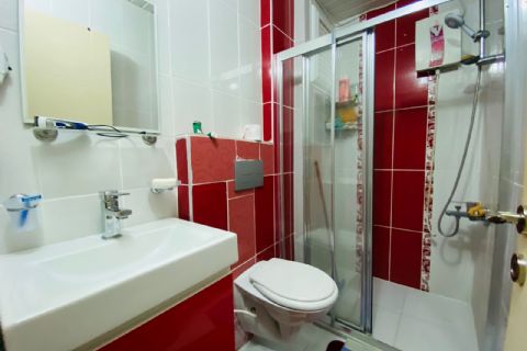 KARİZMA'DAN 3 BLOK SİTE İÇİ TEMİZ MASRAFSIZ HAVUZLU ULAŞIMI KOLAY DAİRE 