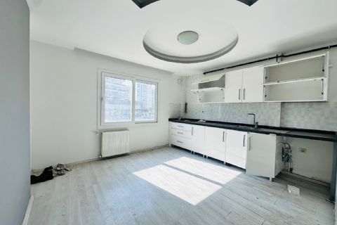 KARİZMA'DAN 34.CAD DE OFİS OLMAYA MÜSAİT 3+1