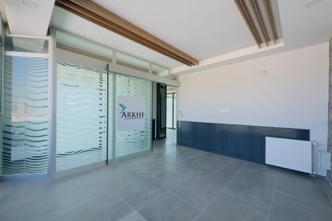 KARİZMA'DAN 34.CAD ÜSTÜ DİŞ POLİKLİNİKLERİNE UYGUN TERASLI OFİS
