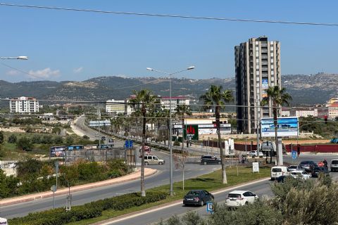 KARİZMA'DAN 34.CAD ÜSTÜ DİŞ POLİKLİNİKLERİNE UYGUN TERASLI OFİS