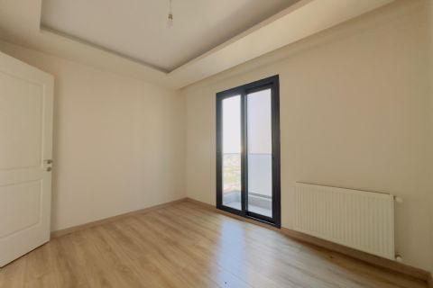 KARİZMA'DAN 34.CAD ÜZERİ TEMİZ 2+1 KİRALIK DAİRE