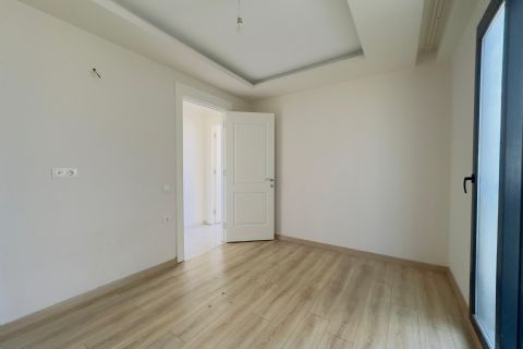 KARİZMA'DAN 34.CAD ÜZERİ TEMİZ 2+1 KİRALIK DAİRE