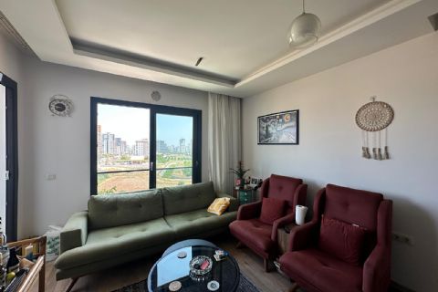 KARİZMA'DAN 34.CADDE CİVARI AÇIK CEPHELİ SİTE İÇİ 2+1
