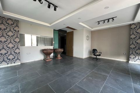 KARİZMA'DAN 34.CAD.ÜSTÜ TERASLI OFİS 2+1