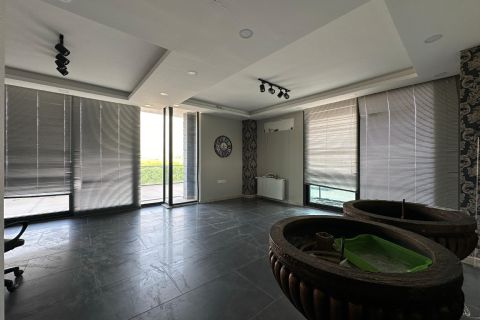 KARİZMA'DAN 34.CAD.ÜSTÜ TERASLI OFİS 2+1