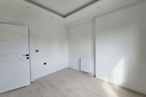 KARİZMA'DAN 75 YIL DA SİTE İÇİ HAVUZLU AÇIK CEPHELİ SIFIR 2+1