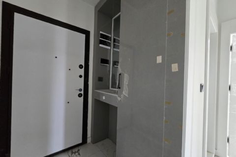 KARİZMA'DAN 75 YIL DA SİTE İÇİ HAVUZLU AÇIK CEPHELİ SIFIR 2+1