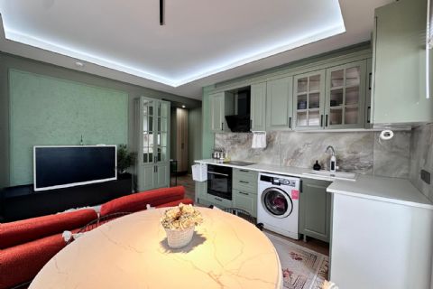 KARİZMA'DAN 75.YIL'DA DENİZ GÖREN FULL EŞYALI EKSTRALI 1+1