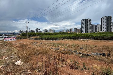 KARİZMA'DAN 75.YILDA Y.DOĞU İLE GMK ARASINDA 1.5 YOĞUNLUK ARSA