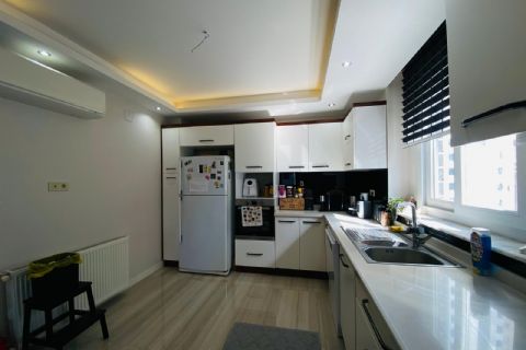 KARİZMA'DAN AKDENİZ MH DE BAĞIMSIZ MUTFAK HAVUZLU GENİŞ 2+1