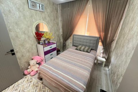 KARİZMA'DAN AKDENİZ MH DE SİTE İÇİ HAVUZLU 3+1