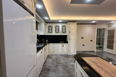 KARİZMA'DAN AKDENİZ MH DE SİTE İÇİ LÜKS 5+1