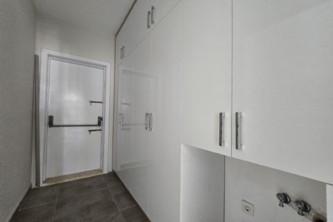 KARİZMA'DAN AKDENİZ MH DE TEK BLOK YÜZME HAVUZLU 3+1