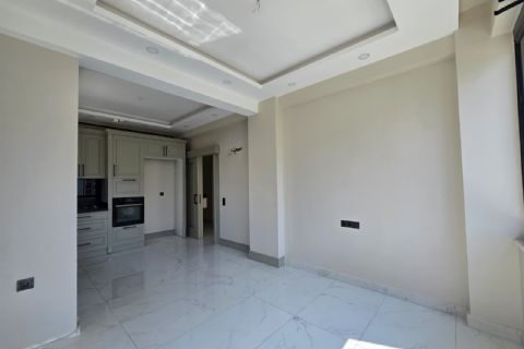 KARİZMA'DAN AKDENİZ'DE SİTE İÇİ HAVUZLU BAĞIMSIZ SIFIR 3+1