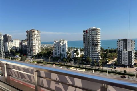 KARİZMA'DAN AKKENT'TE GMK YA YAKIN DENİZ MANZARALI 3+1