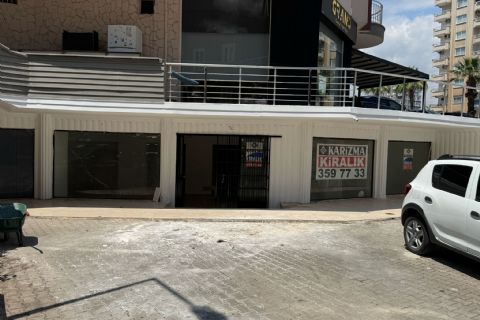 KARİZMA'DAN ANAYOL ÜZERİ GENİŞ DÜKKAN