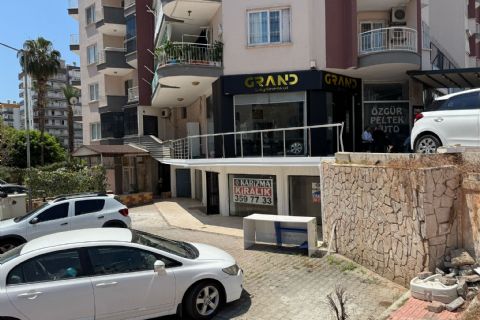KARİZMA'DAN ANAYOL ÜZERİ GENİŞ DÜKKAN