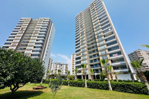 KARİZMA'DAN AQUA PARK HAVUZ 24 SAAT GÜVENLİK 4+1