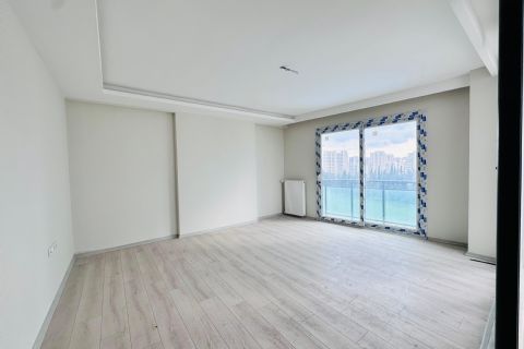 KARİZMA'DAN AQUA PARKLI SİTE İÇİNDE DENİZ GÖREN 3+1