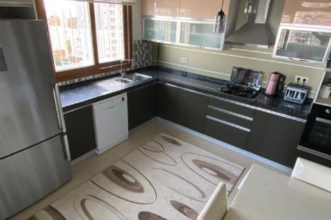 KARİZMA'DAN AQUA'LI 7/24 GÜVENLİKLİ NEZİH HUZURLU SİTEDE 3+1