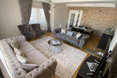 KARİZMA'DAN AQUA'LI 7/24 GÜVENLİKLİ NEZİH HUZURLU SİTEDE 3+1