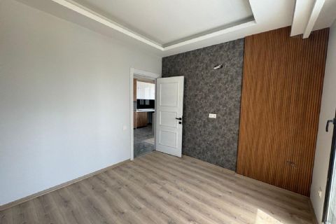 KARİZMA'DAN ARPAÇBAHŞİŞTE HAVUZLU SIFIR VE KALİTELİ 1+1