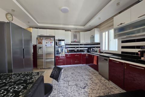 KARİZMA'DAN ATATÜRK MH DE HER KAT TEK DAİRE DOĞALGAZLI 3+1